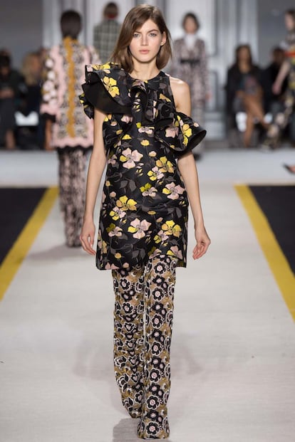 pasarela giambattista valli otoño invierno 2015 2016 paris fashion week