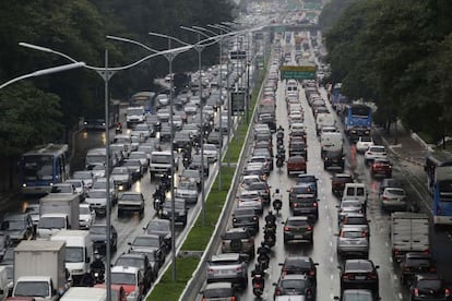 Congestionamento na avenida 23 de Maio, em São Paulo.