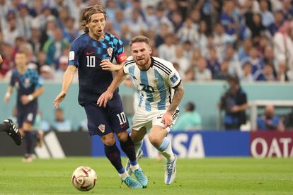Luka Modric of Croatia, Alexis Mac Allister of Argentina
