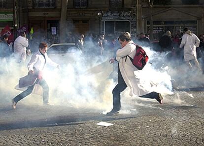 Movilizaciones e incidentes en las protestas en defensa de la actual jornada laboral reducida en Francia.