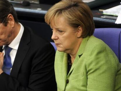 Angela Merkel y Guido Westerwelle, en Berl&iacute;n en 2010.