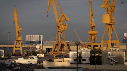 Astillero de Navantia en la Bahía de Cádiz.
