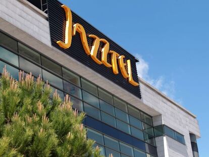 Jazztel eleva el beneficio un 12% en 2014 y acelera en la fibra