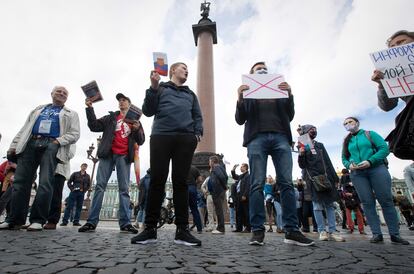 Protesta contra la reforma Constitucional en San Petersburgo, este miércoles.