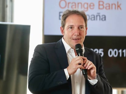 Narciso Perales, director general de Orange Bank, y Laurent Paillassot, CEO de Orange.