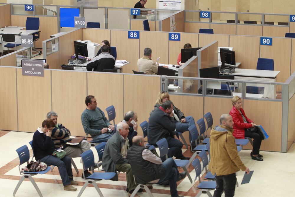 La rebajas fiscales disparan las devoluciones de la Renta en Canarias y ...