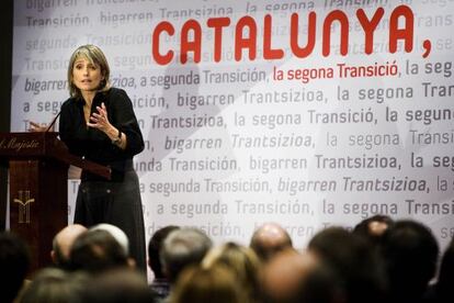 Montserrat Nebrera durante una conferencia en el Hotel Majestic de Barcelona.