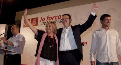 Gabriel Echevarr&iacute;a, Elena Valenciano, Ximo Puig y David Cerd&aacute;n, ayer, en Alicante.