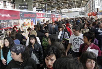 Centenares de personas abarrotan el recinto de la Feria de Durango