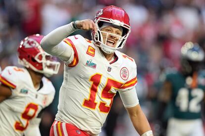 Mahomes de los Chiefs celebra durante el Super Bowl, este domingo.