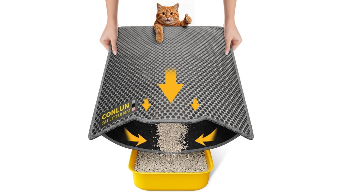Esta alfombrilla para el arenero del gato es una de las más vendidas en Amazon.