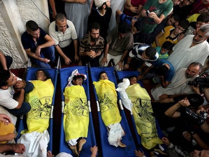 Funeral de los cuatro niños muertos en Gaza en un ataque israelí el 14 de julio de 2014.