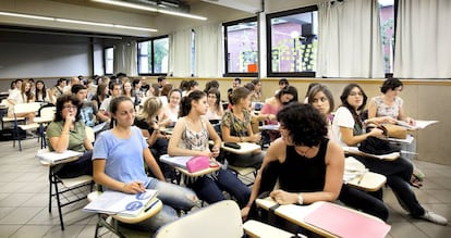 Alumnos en el Campus UB del recinto de Mundet.