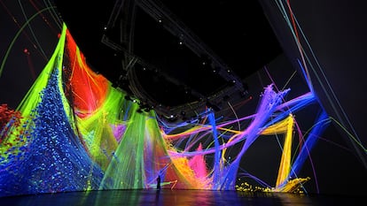 View of the installation 'Living architecture: Gehry', carried out with artificial intelligence by the Refik Anadol artist, at the Guggenheim Bilbao Museum, on March 6. 