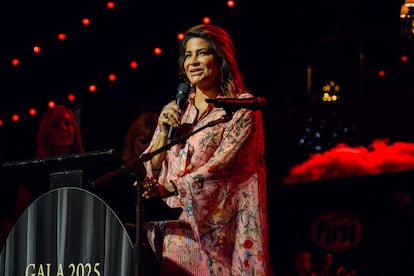 La 'influencer' Lucy Doughty recibió el premio Impacto por su trabajo al frente de The Doughty Family Foundation, que ella misma fundó, apoyando a hospitales infantiles en República Dominicana, Londres y Edimburgo, así como desarrollando iniciativas educativas y de salud en África.