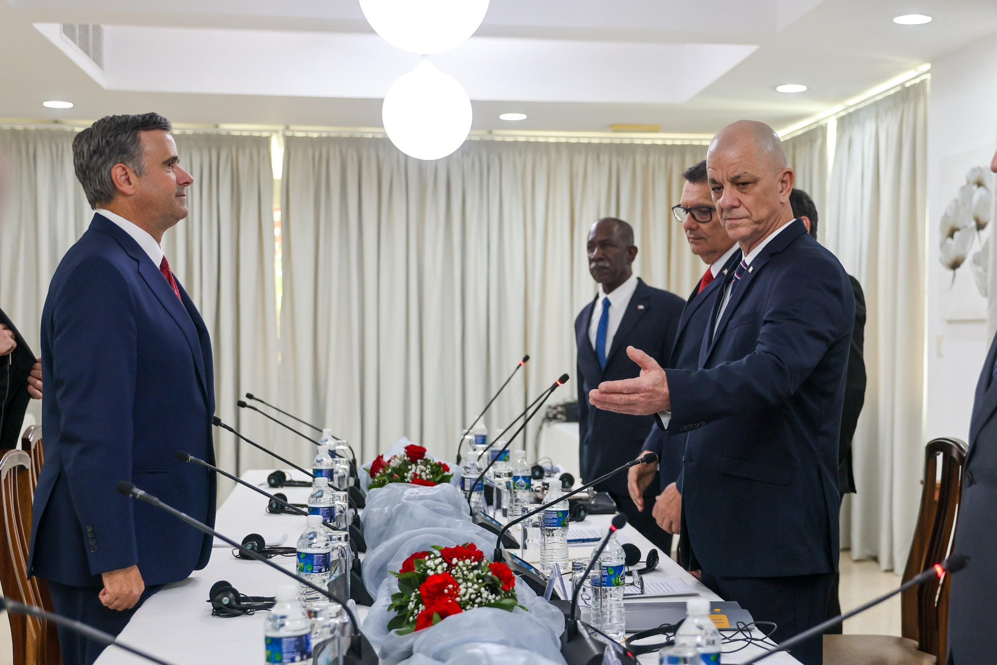 El director de la CIA se reúne en La Habana con el Gobierno de la isla