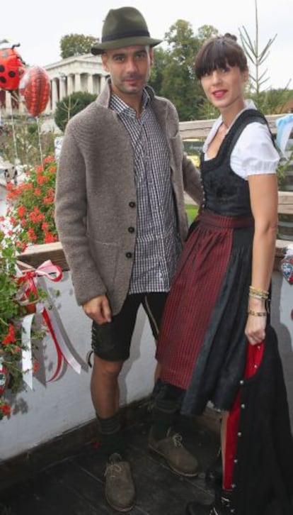 Pep Guardiola y su esposa Cristina Serra.