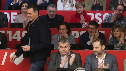 Comité Federal del PSOE presidido por su Secretario General, Pedro Sánchez. Desde la izquierda, Pedro Sánchez, Santos Cerdán y José Luis Ábalos, el 15 de febrero de 2020.