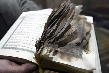 Ejemplar del Corán quemado el pasado 28 de enero en la mezquita Bilal de Soria. Los autores arrasaron el oratorio.