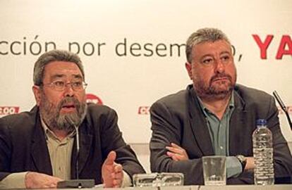 Cándido Méndez (a la izquierda) y José María Fidalgo, en su encuentro de ayer.