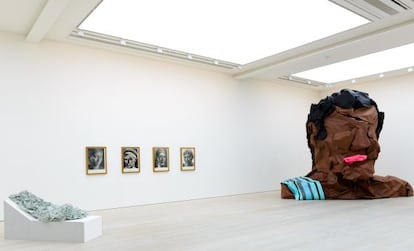 Vista de la exposición de la Galería Saatchi en Londres.
