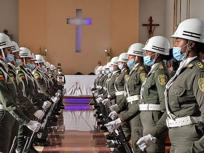 Ceremonia por todos los policías asesinados en lo que va de este año. Medellín, 27 de julio de 2022.