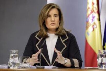 La ministra Empleo y Seguridad Social, F&aacute;tima B&aacute;&ntilde;ez, durante la rueda de prensa posterior al Consejo de Ministros, el pasado viernes.