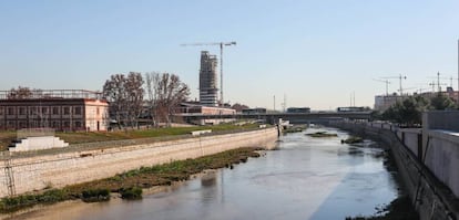 La torre Riversides Homes, un nuevo rascacielos junto a Madrid Río, en la zona de Legazpi.