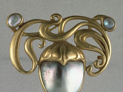 Broche de Edward Colonna, del Museo de Artes Decorativas de París.