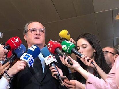 Ángel Gabilondo, portavoz del PSOE en Madrid, habla a los medios, este miércoles.