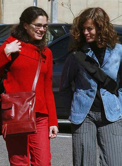 María Eugenia Sampallo (izquierda), con una amiga en Buenos Aires.