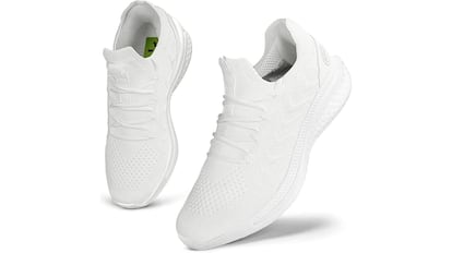 Zapatillas deportivas.