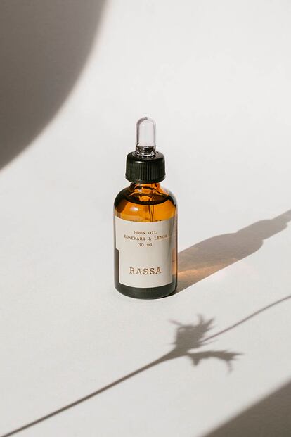Aceite para el rostro Moon Oil (49 euros) de Rassa Botanicals.