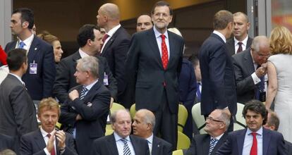 Mariano Rajoy en el palco en Polonia para ver el España-Italia