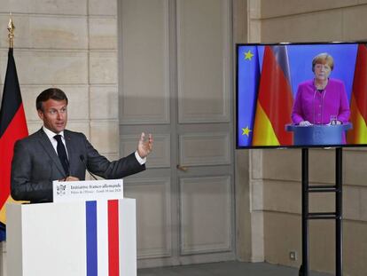 Emmanuel Macron y Angela Merkel, en la presentación de su plan de 500.000 millones de euros para la UE.