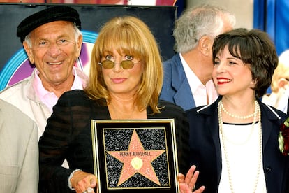 Marshall consiguió una estrella en el Paseo de la Fama de Hollywood en 2004.
