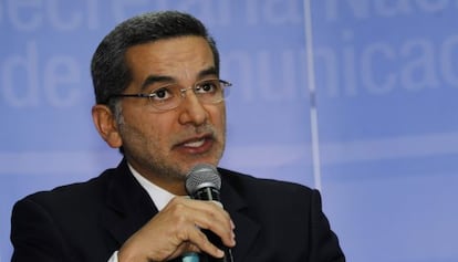 El ministro de Comunicaciones de Ecuador, Fernando Alvarado.