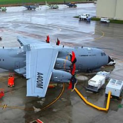 EADS se da más de un año para lanzar la campaña de ventas del A-400M