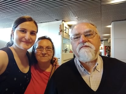 Inés Ramos con sus padres, la última vez que estuvieron juntos.