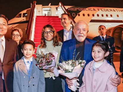 El presidente de Brasil, Luiz Inácio Lula da Silva, a su llegada a Shangái.