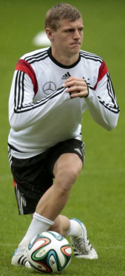 Kroos, durante un entrenamiento con Alemania.