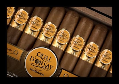 En 1973 la compañía estatal de tabacos francesa Seita pidió a Cubatabaco que desarrollara un cigarro específico para el gusto de los franceses. Así nació Quai D’Orsay, la marca de Habanos para el mercado local que lleva el nombre del muelle del Sena donde se situaba la compañía. Medio siglo después, Habanos ha rediseñado la marca para abrirla a los mercados internacionales y que todos los aficionados puedan disfrutar del mestizaje del sabor cubano con el encanto francés. La colección cuenta con dos vitolas Quai D’Orsay No.2 50 (9,25 euros) y No.54 (13,25 euros).