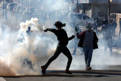 Manifestantes palestinos durante enfrentamientos con soldados israelíes en la ciudad cisjordana de Belén.