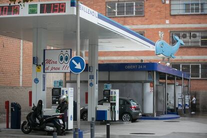 Estaci&oacute;n de Ballenoil en el centro de Barcelona