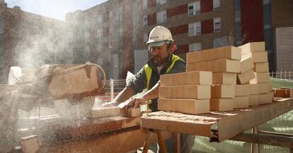 El sector de la construcción recobra protagonismo en la economía española.