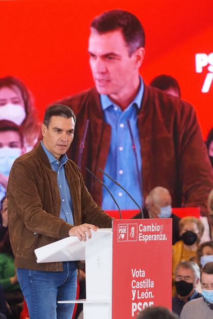 Pedro Sánchez, en el cierre de campaña de las elecciones de Castilla y León, el 11 de febrero en Valladolid.