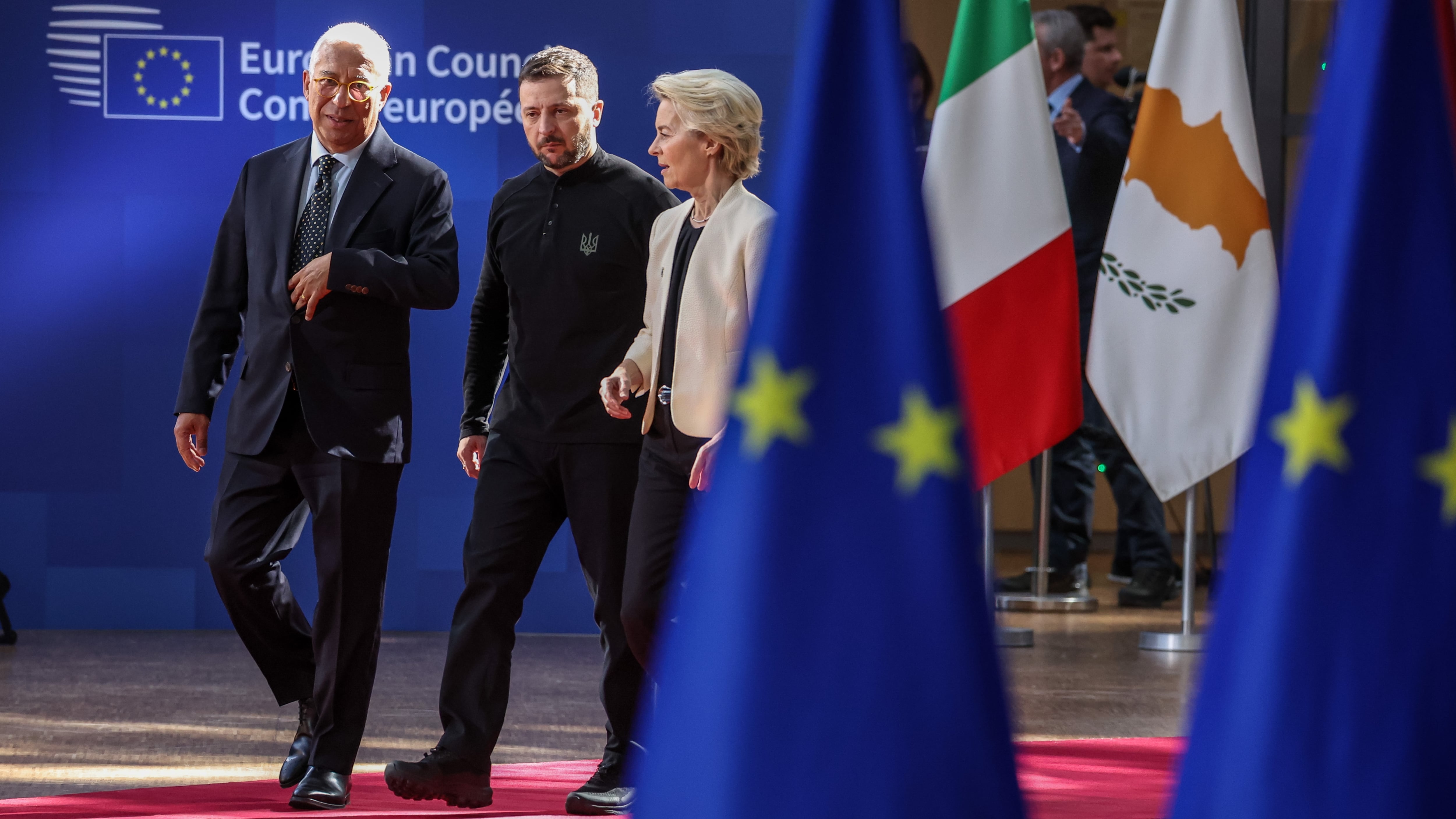 Europa aplaude las garantías de seguridad ofrecidas por EE UU a Ucrania y rechaza el veto ruso a su adhesión a UE y OTAN