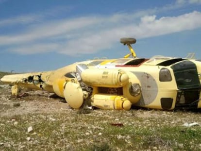 A crashed helicopter abandoned in Níjar, Almería in April.