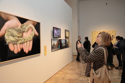 Una perspectiva de la exposición en la Nau.