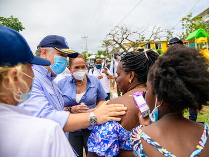 Iván Duque visita la isla de Providencia, Colombia tras Huracán Iota